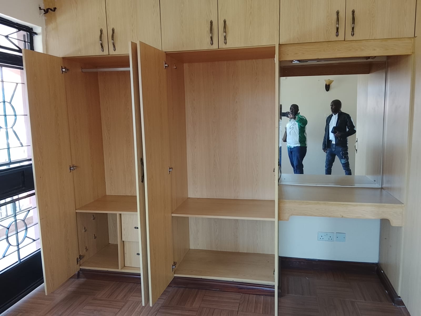 Prestigious 1,116 SQFT Office for Rent in Hurlingham