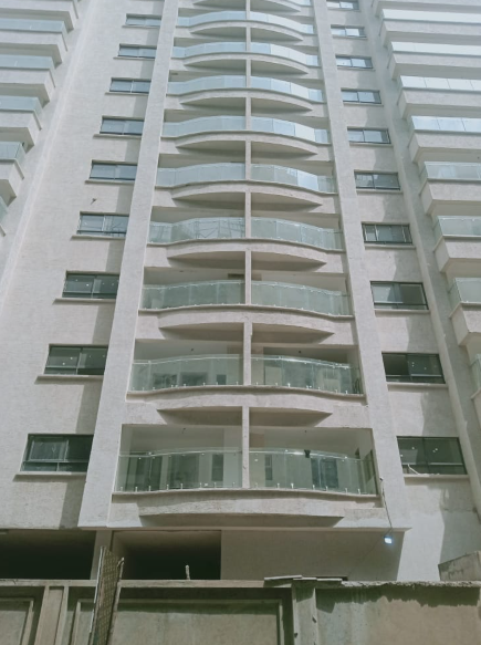 Family Friendly 2 Bedroom Apartment with DSQ in Parklands