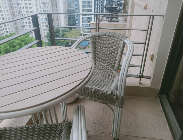Elevated 2 Bedroom Master Ensuite Apartments in Riverside